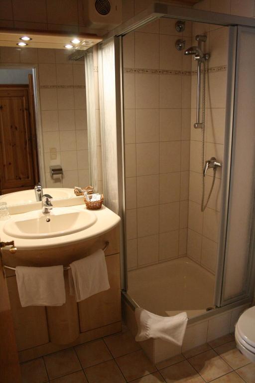 Landhotel Huberhof Schwangau Ruang foto