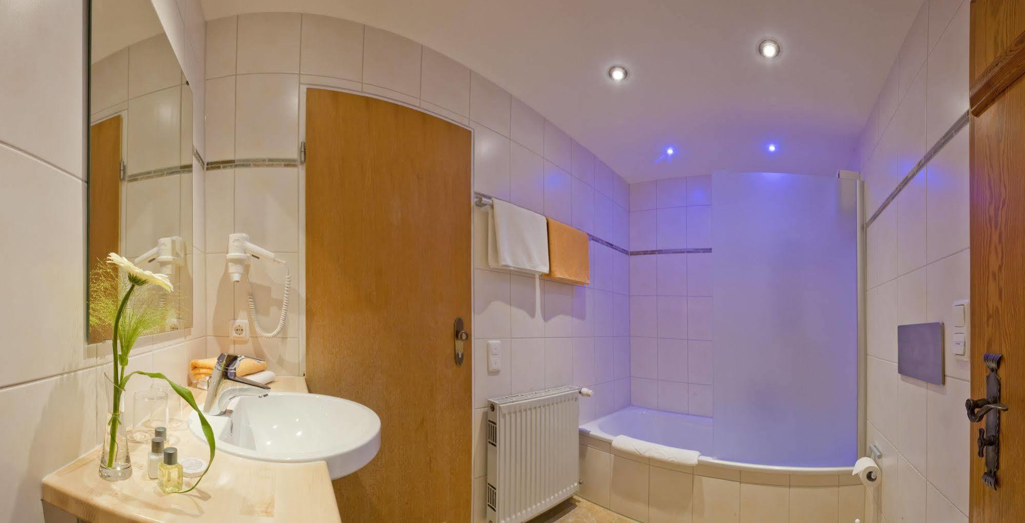 Landhotel Huberhof Schwangau Bagian luar foto